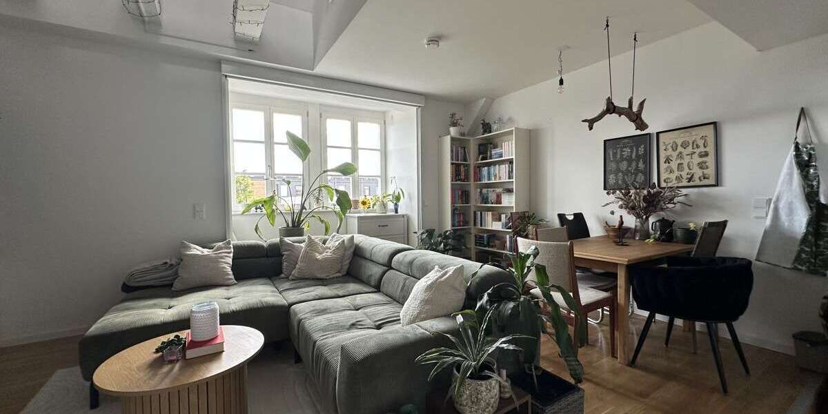 Etagenwohnung Villingen-Schwenningen Schwenningen - 2 Zimmer, 72 m&sup2;, 895&euro; | Angebot:27192857