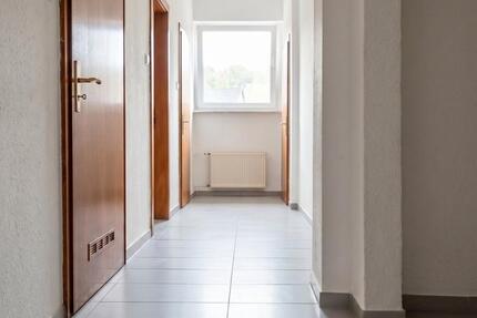 Wohnung Siegen Dillnhütten - 2 Zimmer, 92 m&sup2;, 550&euro; | Angebot:26468213