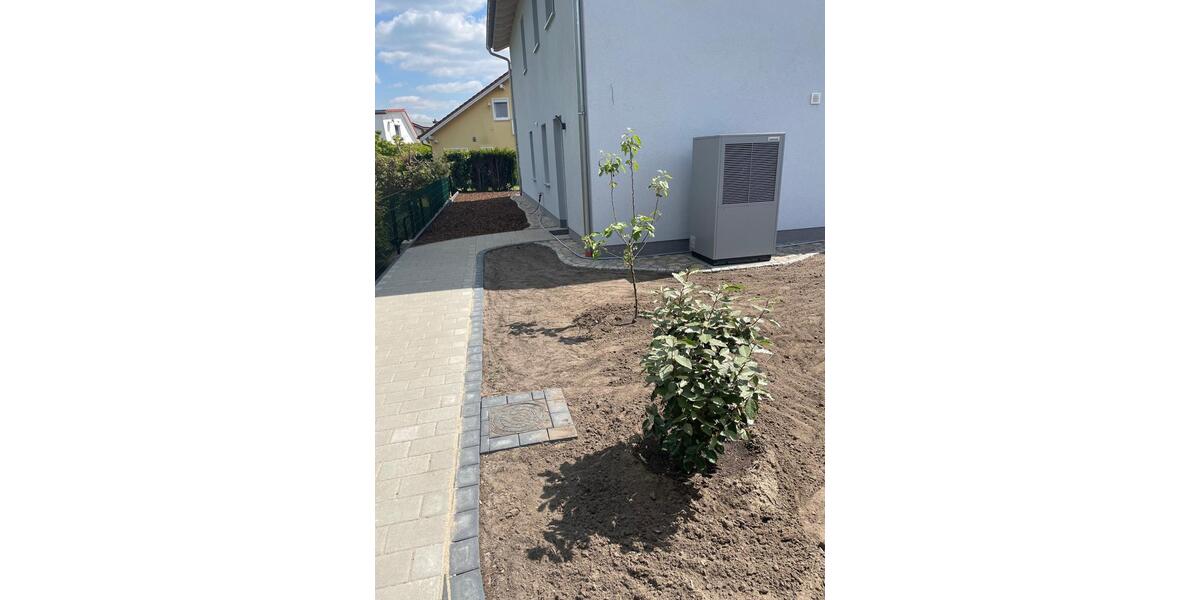 Erdgeschoßwohnung Erkner - 2 Zimmer, 84 m&sup2;, 1.350&euro; | Angebot:19041938