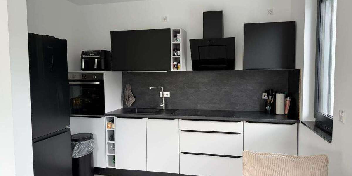Etagenwohnung Bochum Weitmar - 2 Zimmer, 75 m&sup2;, 1.400&euro; | Angebot:26877559