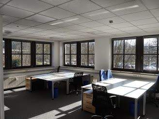 Arbeitsplätze im ersten Co-Working Space im Bergischen Land - All-in-Miete zimmer