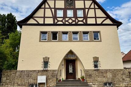 Helle Lichtdurchflutete, 3 Zimmer Wohnung mit Balkon, Erstbezug nach Sanierung 3 zimmer