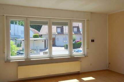 !!Auf Zeit!! 3 Zimmer EG-Wohnung mit Einbauküche, Gartennutzung in Aalen zu vermieten 3 zimmer