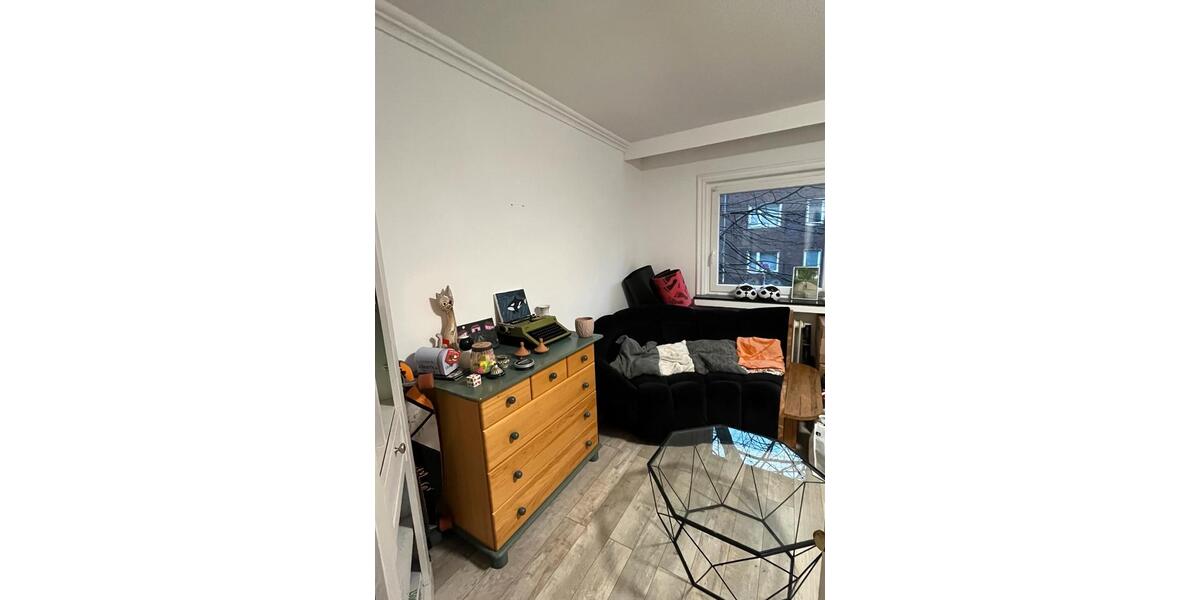 Wohnen auf Zeit Düsseldorf Stadtbezirk 8 - 5 Zimmer, 25 m&sup2;, 600&euro; | Angebot:24846029