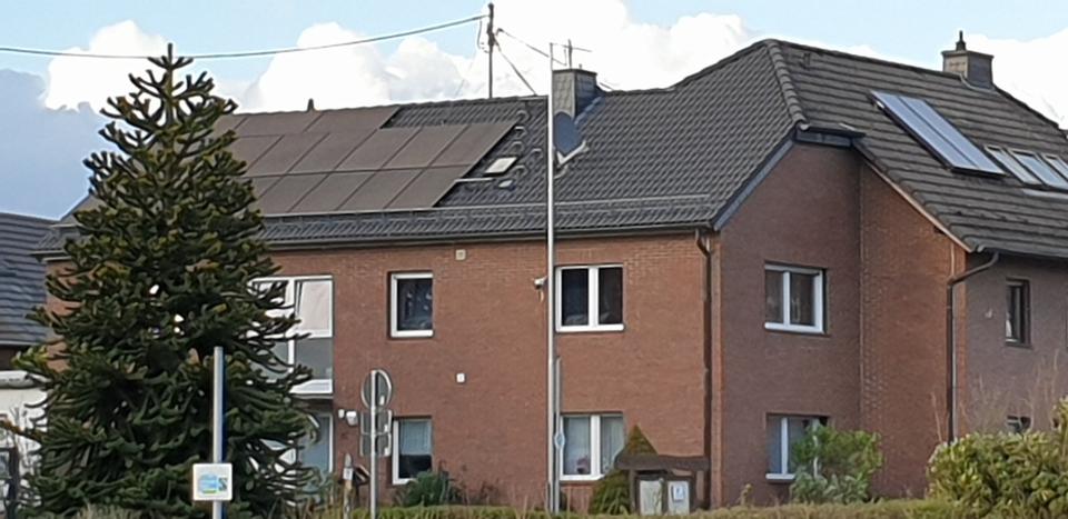 Etagenwohnung Lohmar - 3 Zimmer, 75 m&sup2;, 600&euro; | Angebot:25967628