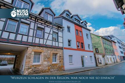 Wohnung Saalfeld (Saale) - 3 Zimmer, 108 m&sup2;, 1.050&euro; | Angebot:24490129