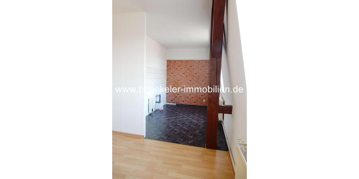Etagenwohnung Naumburg (Saale) - 3 Zimmer, 93 m&sup2;, 510&euro; | Angebot:23567970