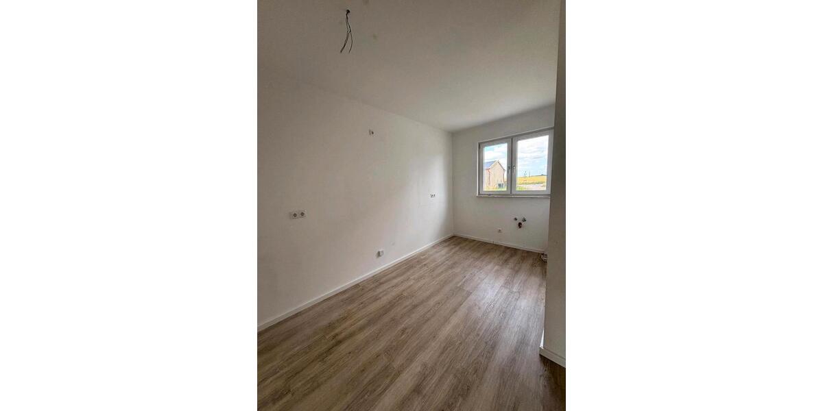 Etagenwohnung Papendorf - 5 Zimmer, 145 m&sup2;, 500&euro; | Angebot:24659044