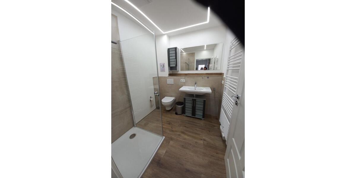 Wohnen auf Zeit Rhodt unter Rietburg - 1 Zimmer, 15 m&sup2;, 420&euro; | Angebot:25645535