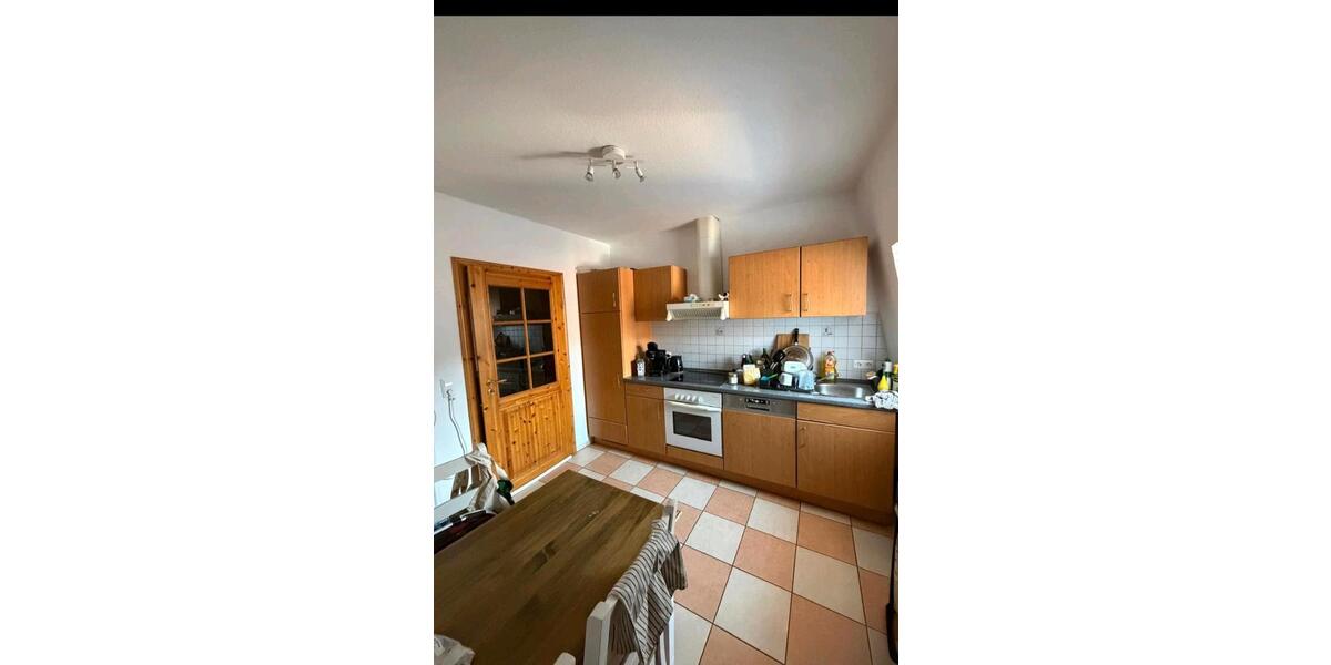 Dachgeschoßwohnung Wilster - 4 Zimmer, 85 m&sup2;, 750&euro; | Angebot:25392344