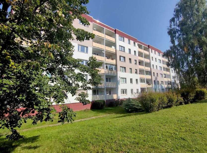 Wohnung zum Mieten in Zeitz 174 € 33.34 m²