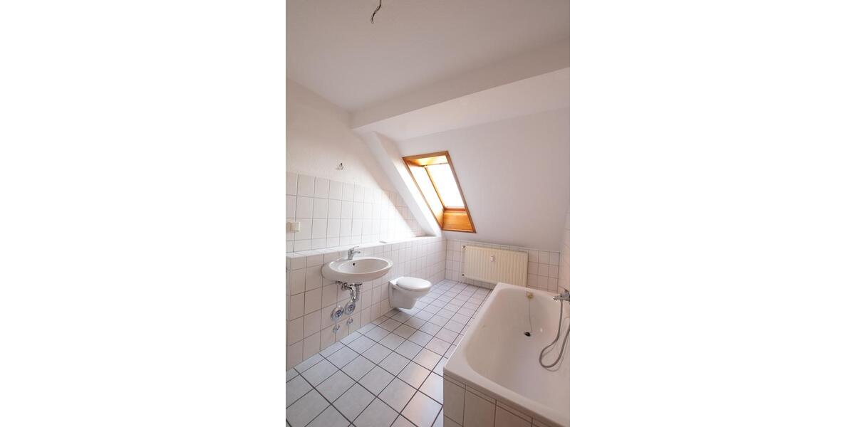 Etagenwohnung Pößneck - 2 Zimmer, 49 m&sup2;, 295&euro; | Angebot:26297191