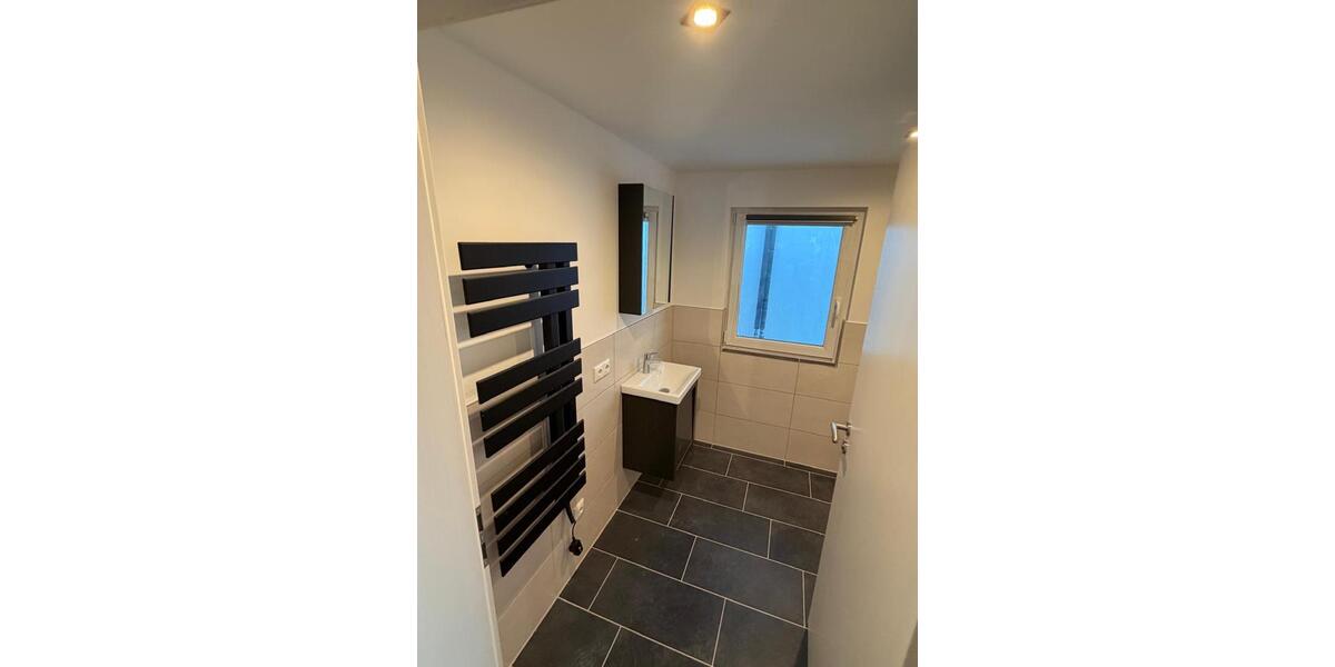 Einfamilienhaus Strullendorf - 6 Zimmer, 174 m&sup2;, 2.100&euro; | Angebot:26343556