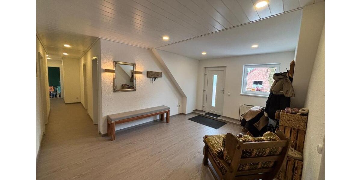 Dachgeschoßwohnung Visselhövede - 5 Zimmer, 155 m&sup2;, 1.100&euro; | Angebot:24973542