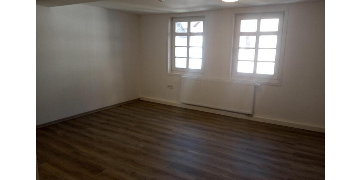 Etagenwohnung Neukirchen - 2 Zimmer, 36 m&sup2;, 306&euro; | Angebot:24750611