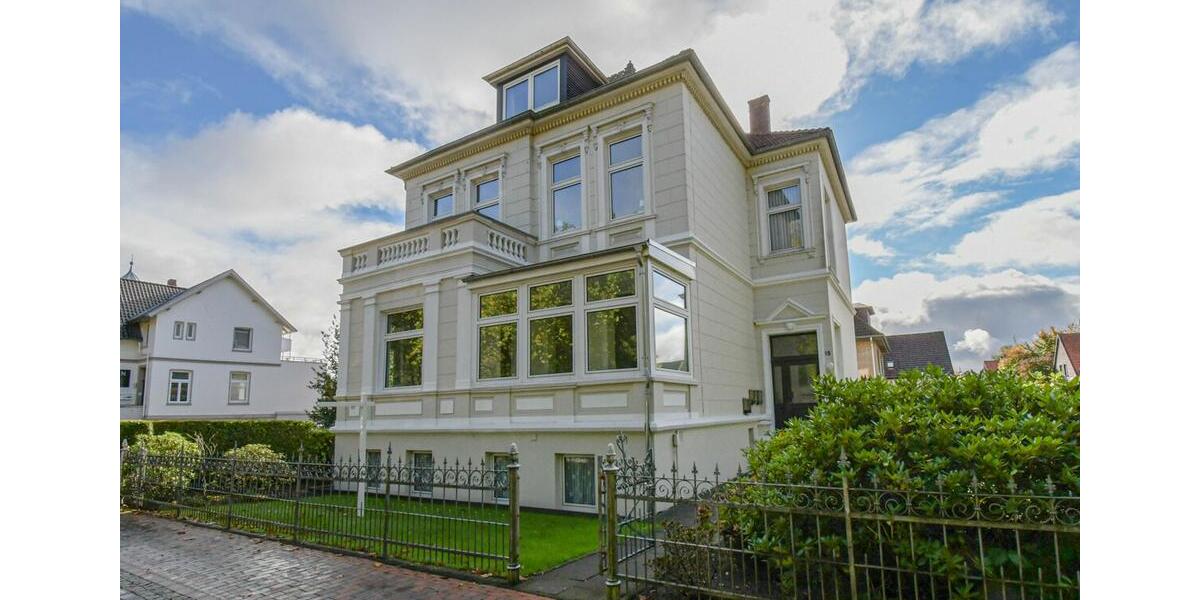 6659 - Sofort Bezugsfrei! Attraktive 4-Zimmer-Wohnung in weißer Altbauvilla im Herzen von Oldenburg! 4 zimmer