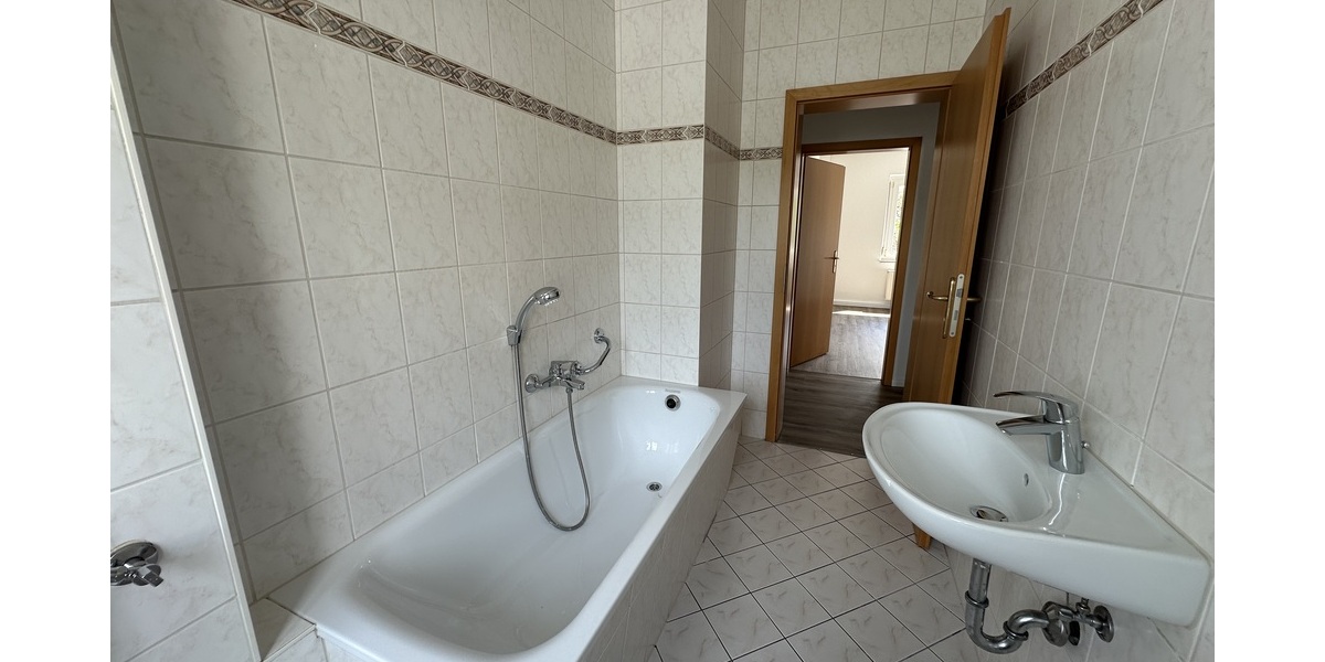 3 Raum Wohnung mit Balkon & Mietergarten in Gera-Untermhaus! - Etagenwohnung Gera Untermhaus | Angebot:27022276