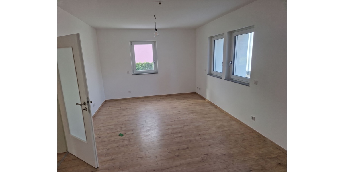 6-Zi-DHH neu saniert, Wärmepumpe, Wallbox-ready, Dämmung, EBK, großer Garten - Einfamilienhaus Stockstadt am Main | Angebot:26986202