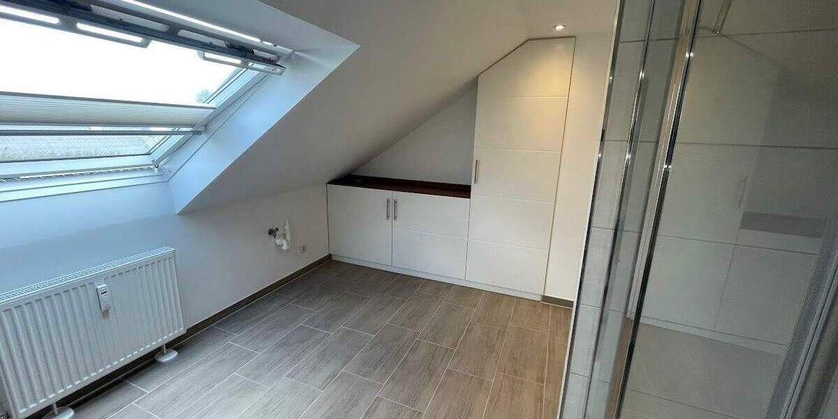 Etagenwohnung Duisburg Röttgersbach - 2 Zimmer, 82 m&sup2;, 758&euro; | Angebot:25880980
