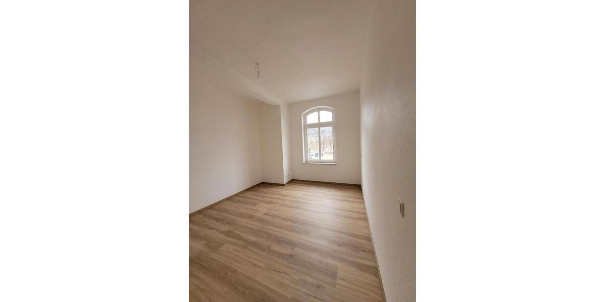 Etagenwohnung Meiningen - 2 Zimmer, 67 m&sup2;, 480&euro; | Angebot:26287844