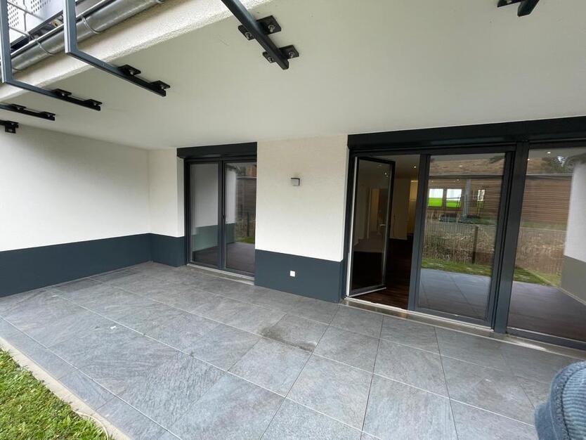 Moderne, lichtdurchflutete 2ZKB Wohnung ab 01.11.25 zu vermieten