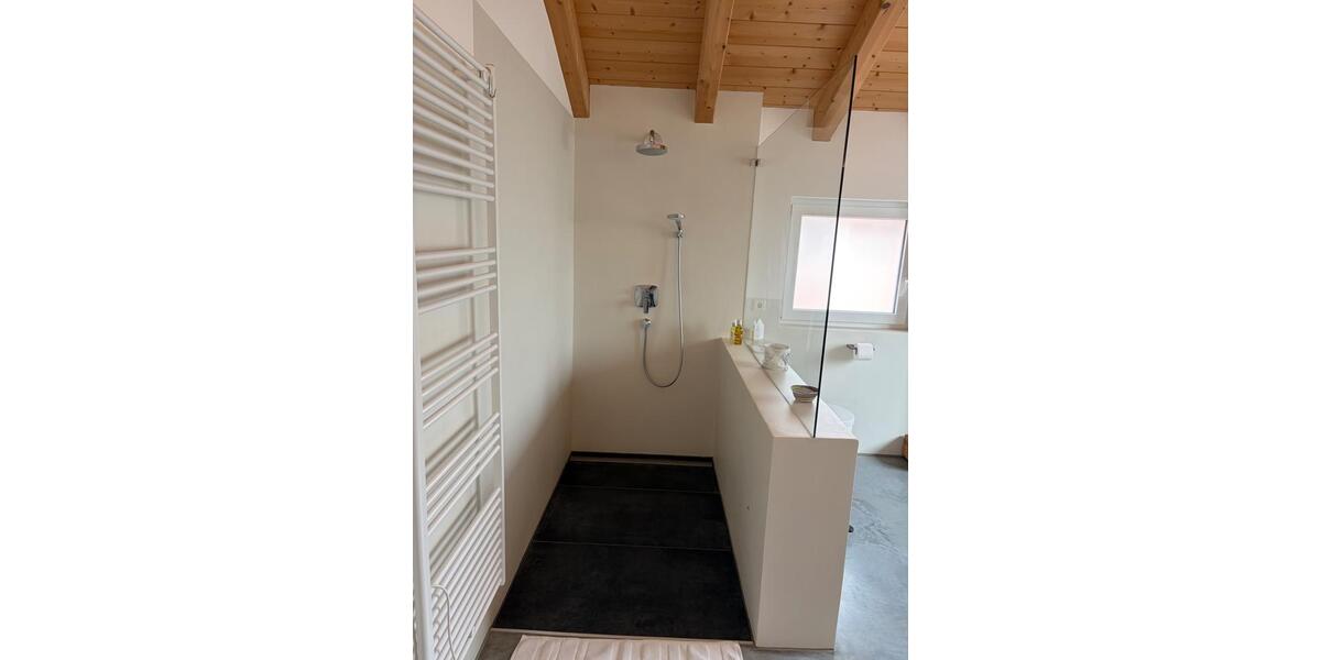 Wohnen auf Zeit Großweil - 7 Zimmer, 165 m&sup2;, 5.000&euro; | Angebot:26133591