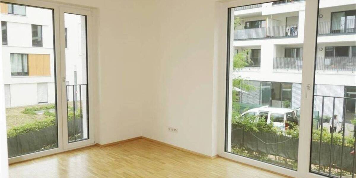 Etagenwohnung Mönchengladbach Stadtmitte - 2 Zimmer, 78 m&sup2;, 1.047&euro; | Angebot:26379801