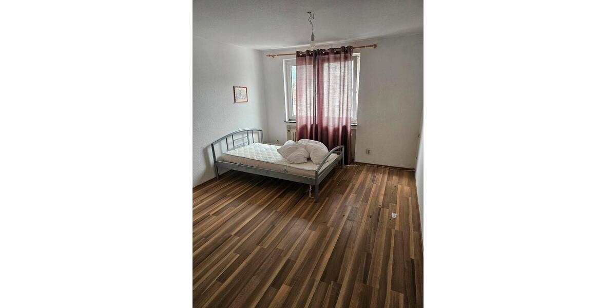 Etagenwohnung Großalmerode - 2 Zimmer, 90 m&sup2;, 600&euro; | Angebot:23782236