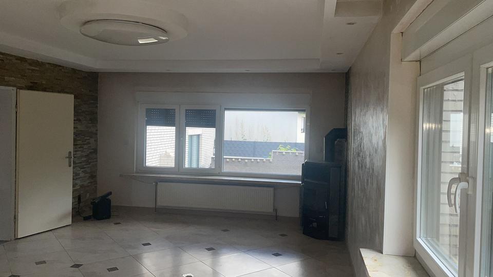 Erdgeschoßwohnung Burgwedel - 3 Zimmer, 120 m&sup2;, 900&euro; | Angebot:26580581