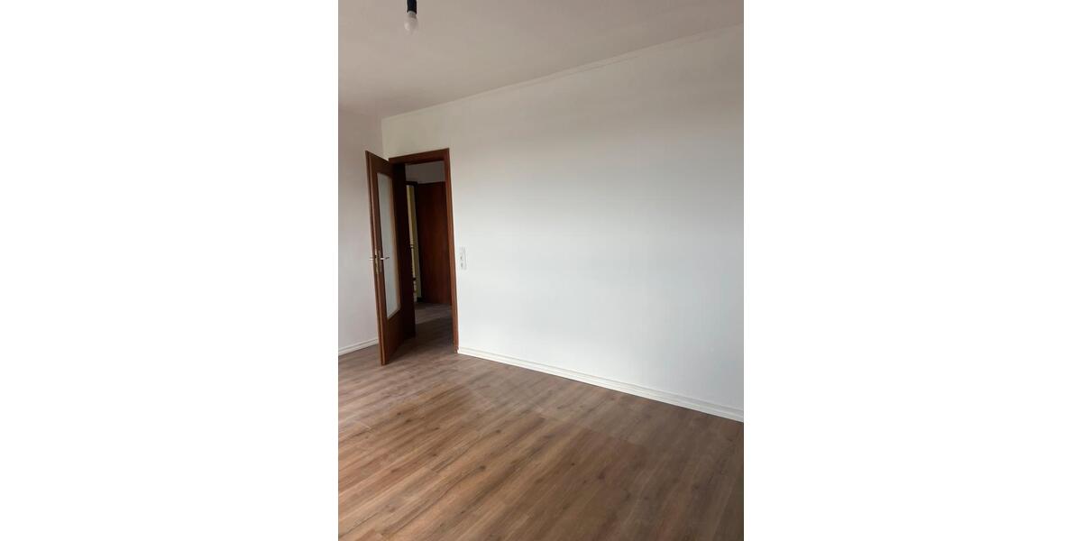 Dachgeschoßwohnung Würselen - 3 Zimmer, 65 m&sup2;, 650&euro; | Angebot:26384316