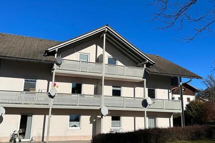 Wohnung Zwiesel - 2 Zimmer, 66 m&sup2;, 400&euro; | Angebot:25338733