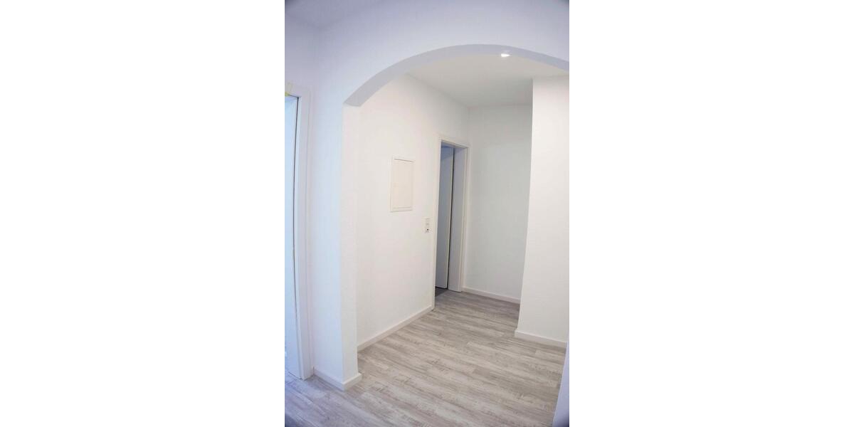 Dachgeschoßwohnung Zell (Mosel) - 4 Zimmer, 75 m&sup2;, 700&euro; | Angebot:22980753