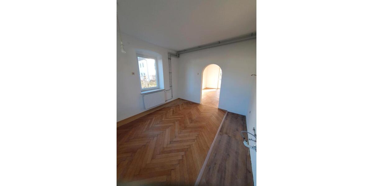 Erdgeschoßwohnung Bayerisch Gmain - 2 Zimmer, 68 m&sup2;, 845&euro; | Angebot:24199063