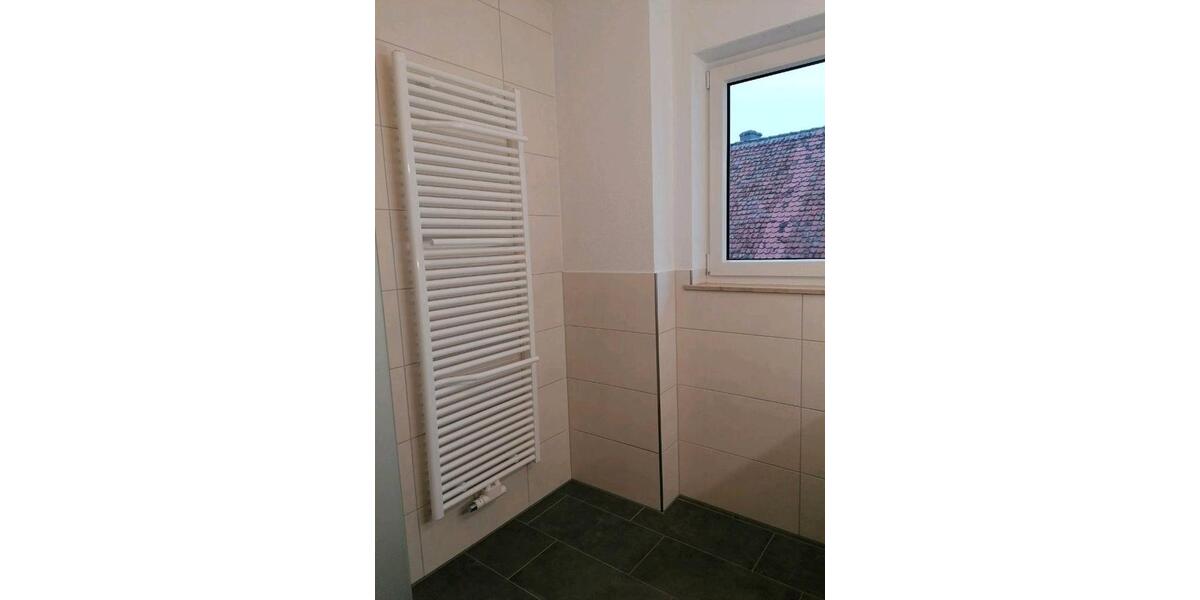 Etagenwohnung Adelshofen - 4 Zimmer, 113 m&sup2;, 790&euro; | Angebot:26522817