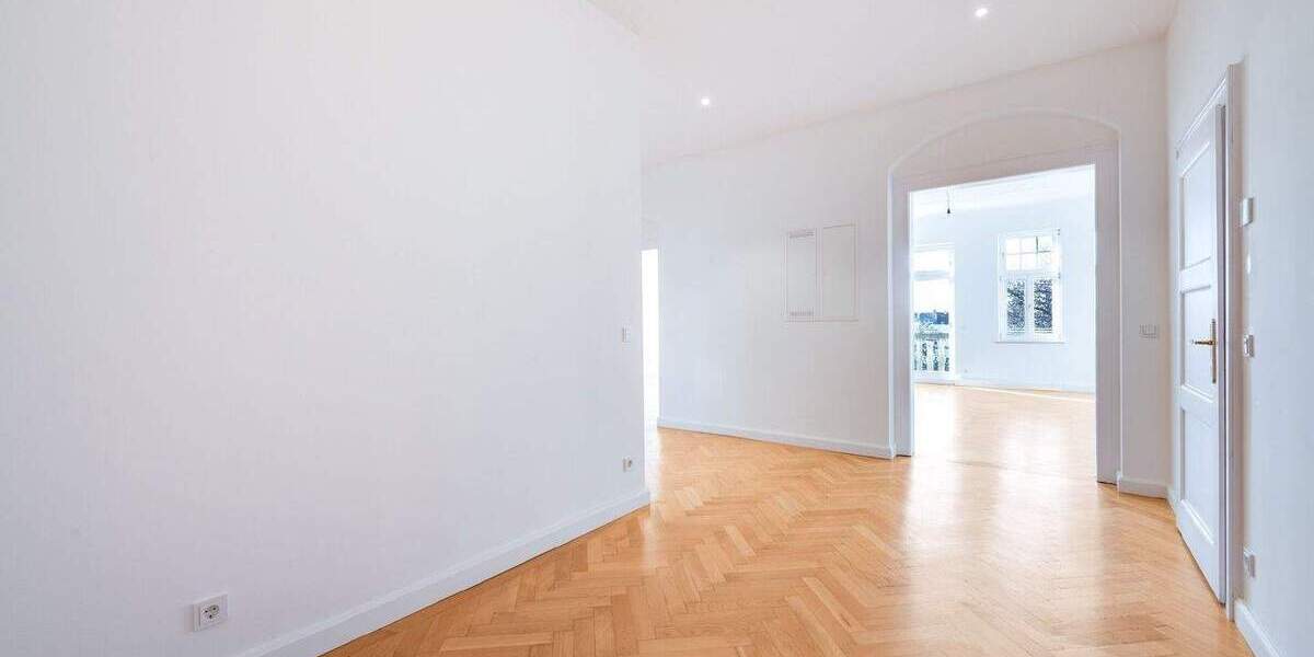 Etagenwohnung München Bogenhausen - 3 Zimmer, 126 m&sup2;, 3.500&euro; | Angebot:25671258