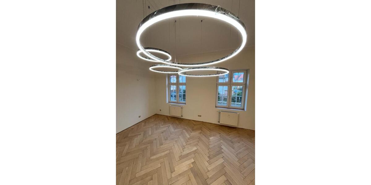 Erdgeschoßwohnung Neunkirchen - 5 Zimmer, 245 m&sup2;, 1.800&euro; | Angebot:24737206