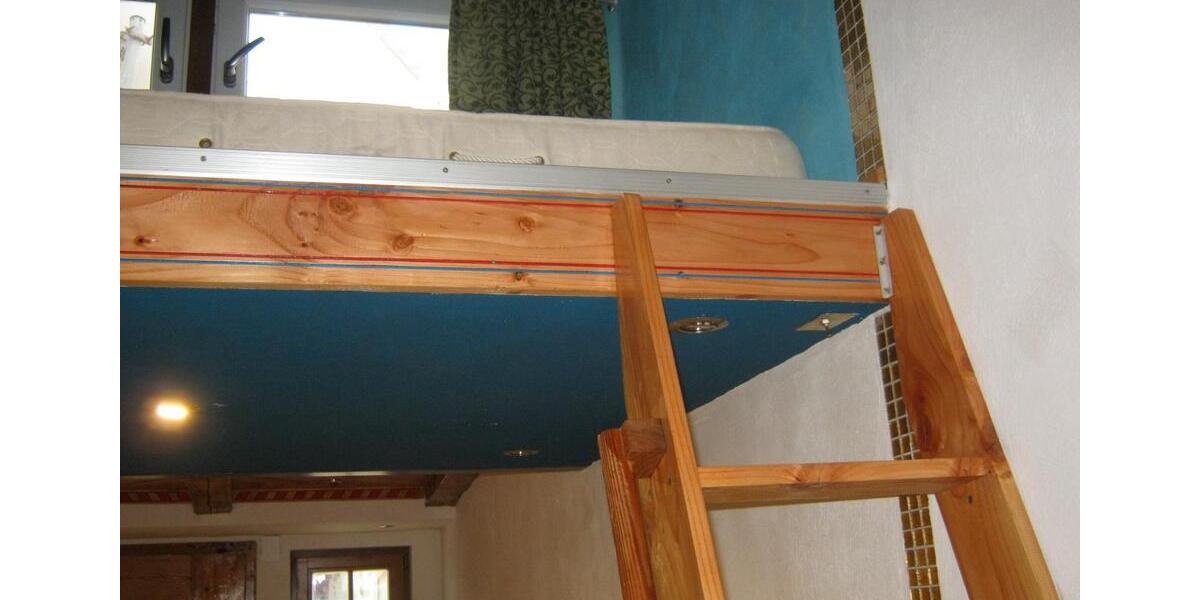 Erdgeschoßwohnung Bad Urach - 1 Zimmer, 14 m&sup2;, 350&euro; | Angebot:26654932
