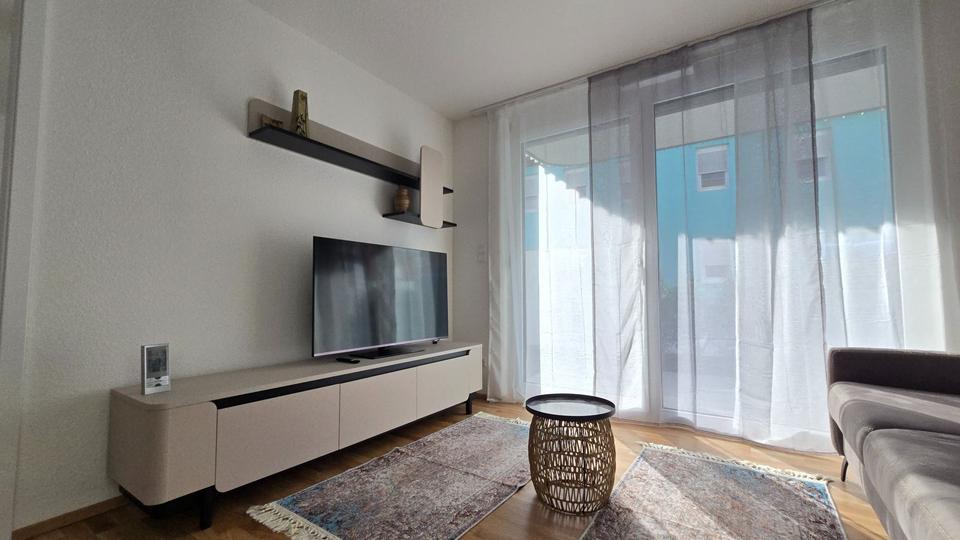 Wohnen auf Zeit Metzingen - 2 Zimmer, 53 m&sup2;, 1.250&euro; | Angebot:23935718