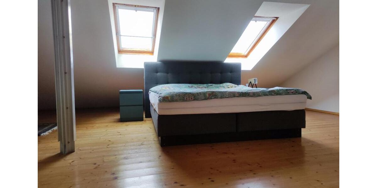 Maisonettenwohnung Kitzingen - 3 Zimmer, 135 m&sup2;, 1.200&euro; | Angebot:25299628