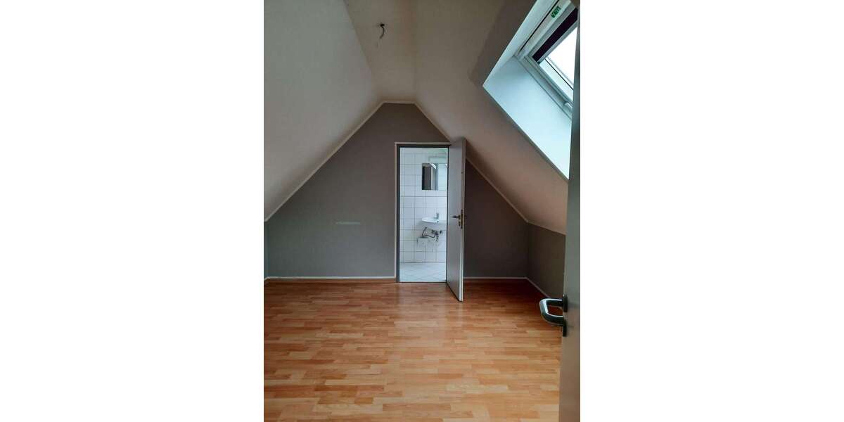 großzügige 3 Zimmer-Wohnung *gerade in Renovierung* mit Balkon und Küche - Appartement Magdeburg Werder | Angebot:10983278