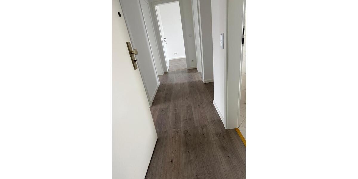 Etagenwohnung Altenburg - 3 Zimmer, 60 m&sup2;, 450&euro; | Angebot:26502372