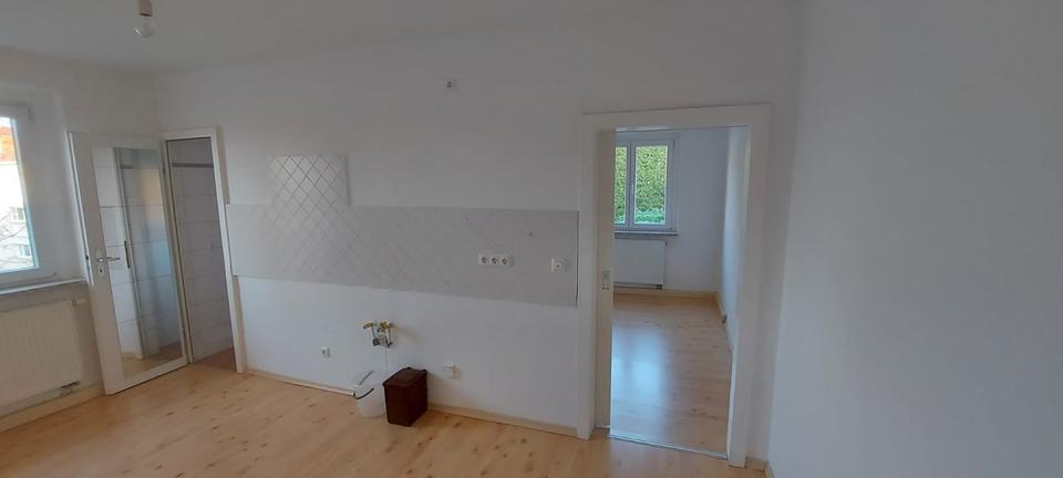 Etagenwohnung Meuselwitz - 3 Zimmer, 60 m&sup2;, 360&euro; | Angebot:25324196