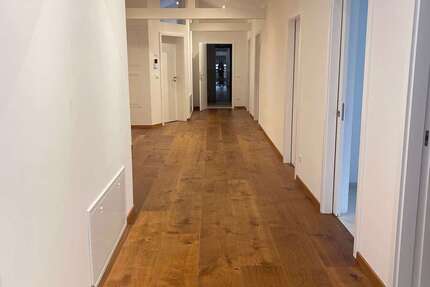 Wohnung Rottach-Egern Egern - 7 Zimmer, 319 m&sup2;, 7.975&euro; | Angebot:27072275