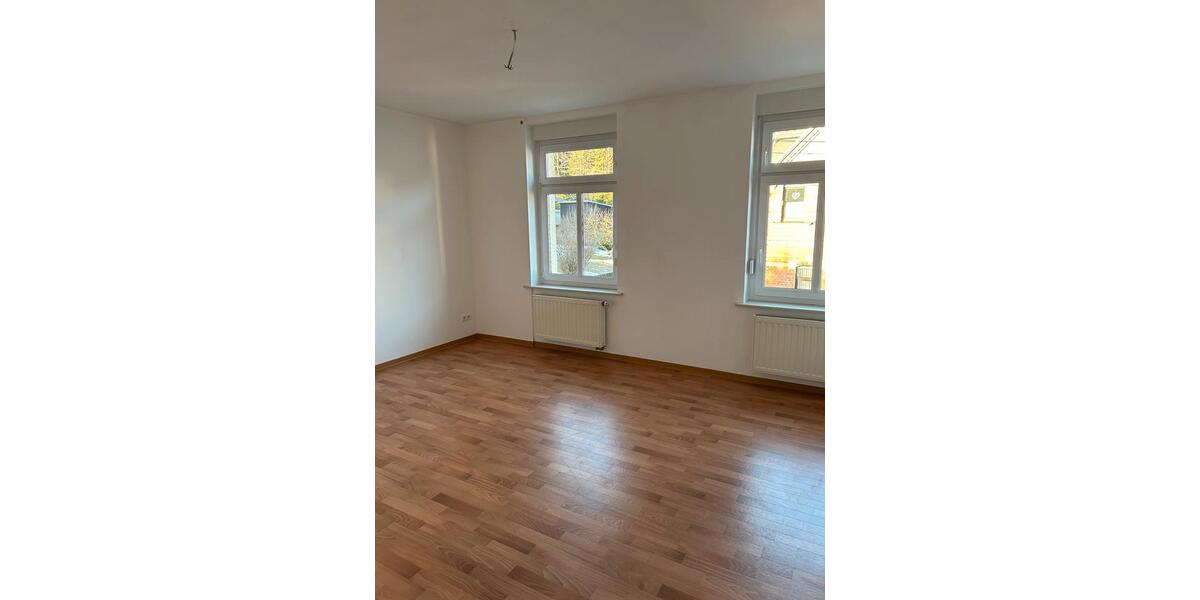 Etagenwohnung Treuen - 4 Zimmer, 79 m&sup2;, 622&euro; | Angebot:24572745