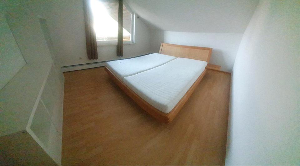 Dachgeschoßwohnung Grosselfingen - 2 Zimmer, 100 m&sup2;, 750&euro; | Angebot:24351384