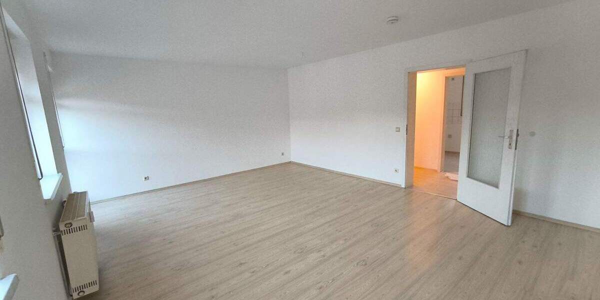 Etagenwohnung Königsbrück Stenz - 3 Zimmer, 80 m&sup2;, 440&euro; | Angebot:25671762