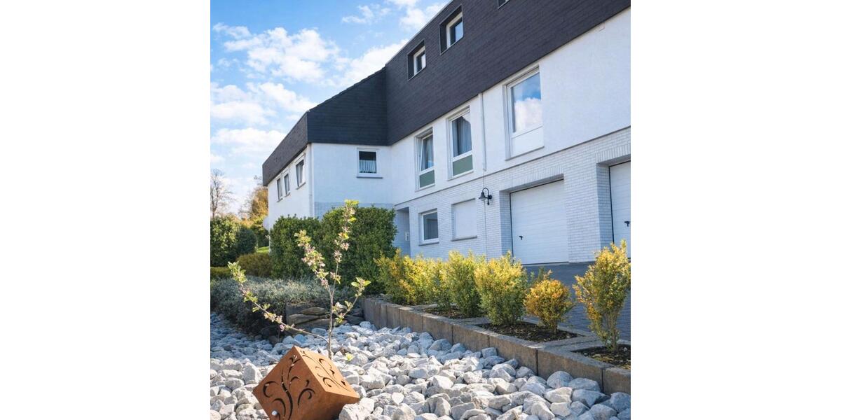 Dachgeschoßwohnung Siegen Eiserfeld - 1 Zimmer, 44 m&sup2;, 390&euro; | Angebot:26362639