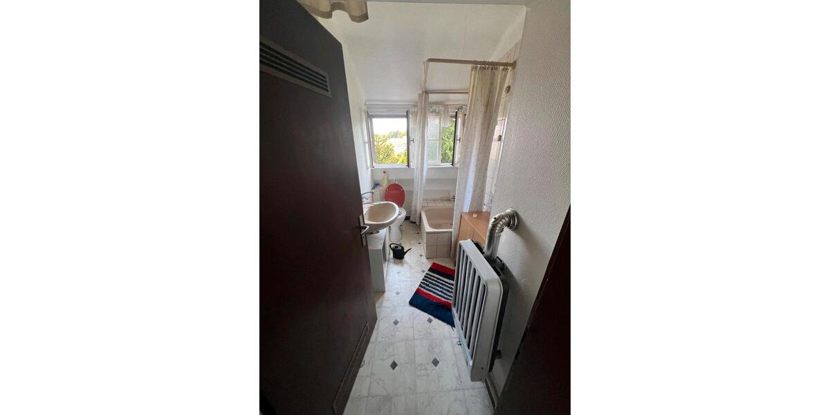 Dachgeschoßwohnung Neunkirchen - 3 Zimmer, 82 m&sup2;, 770&euro; | Angebot:26301531