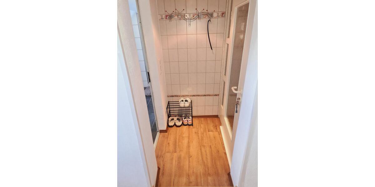 Dachgeschoßwohnung Schwandorf - 1 Zimmer, 50 m&sup2;, 400&euro; | Angebot:25959676