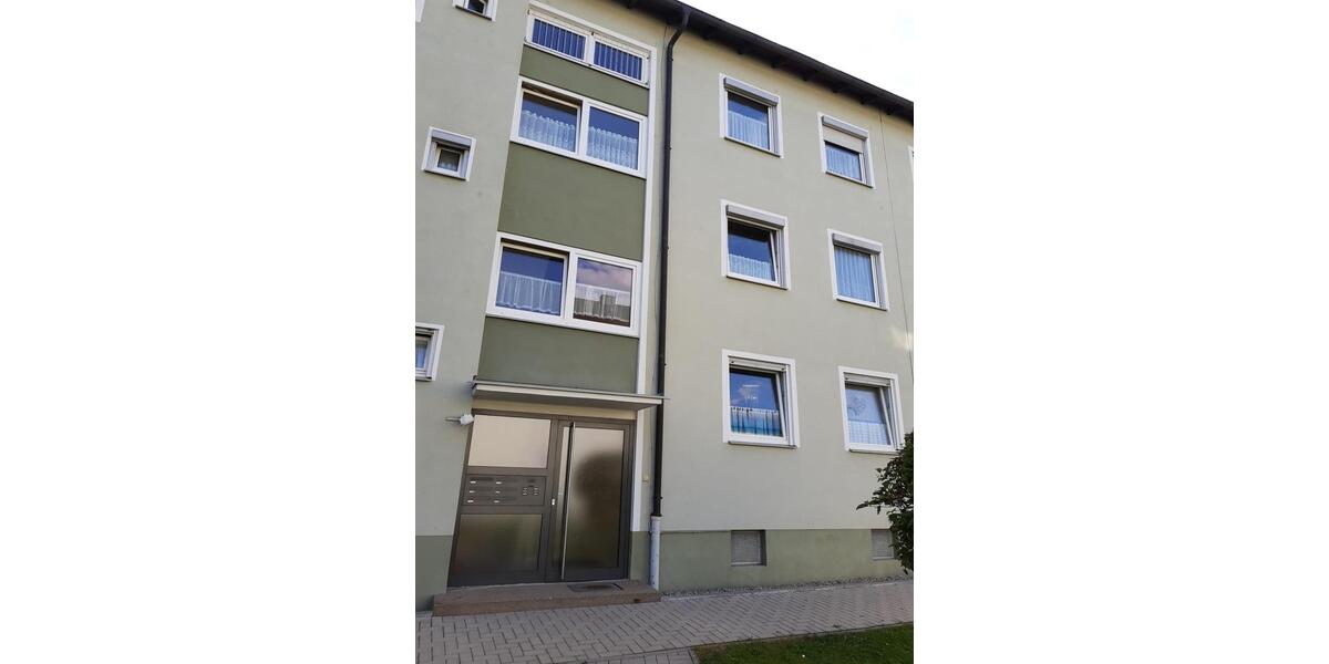 Hochparterre Wunsiedel - 2 Zimmer, 62 m&sup2;, 480&euro; | Angebot:25262079